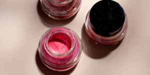 Mould Toxicity: Is Your Makeup a Breeding Ground